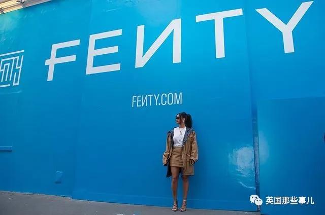 蕾哈娜时隔7年重回舞台,美妆博主蕾哈娜副业