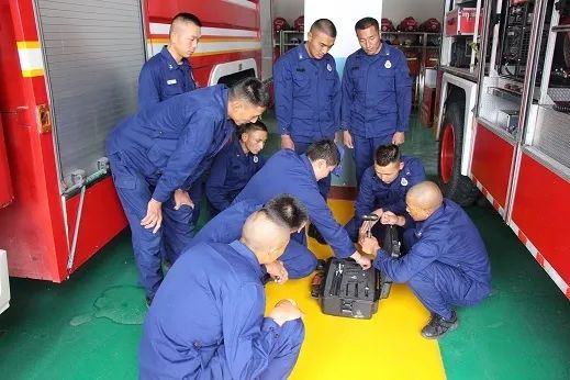 乘风破浪再出发的意思 (乘风破浪再出发怎么唱)