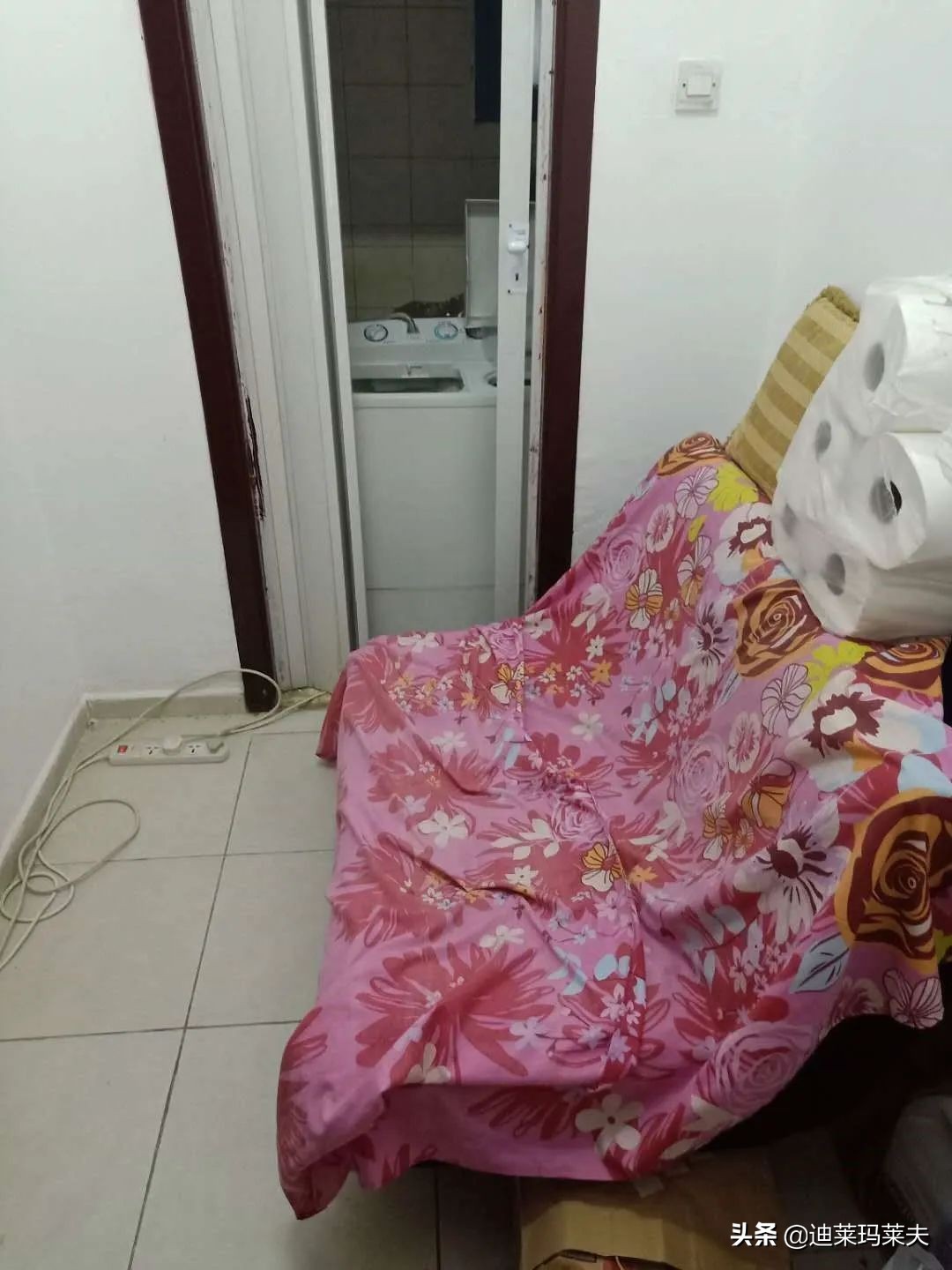 “我只渴望一张回家的机票”，那些「流落」在迪拜街头的中国人