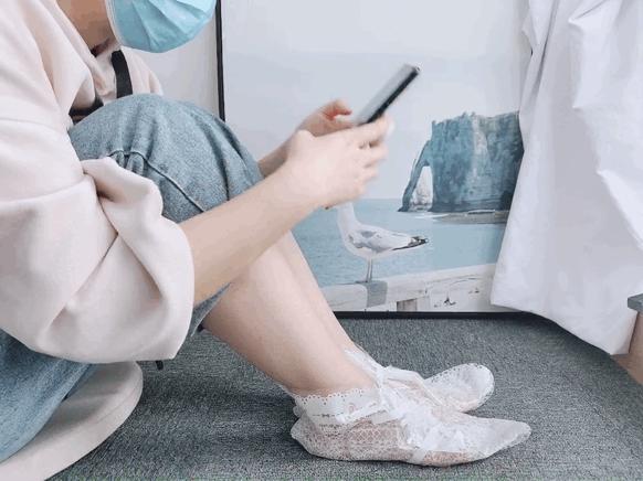 爽炸了！干丑裂的脚皮，一张完整撕掉，敢跟婴儿比姣嫩！