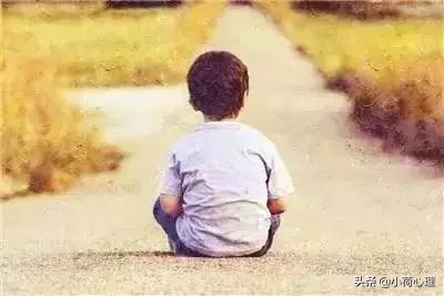 小荷治疗案例,孩子早恋自残行为的心理处理