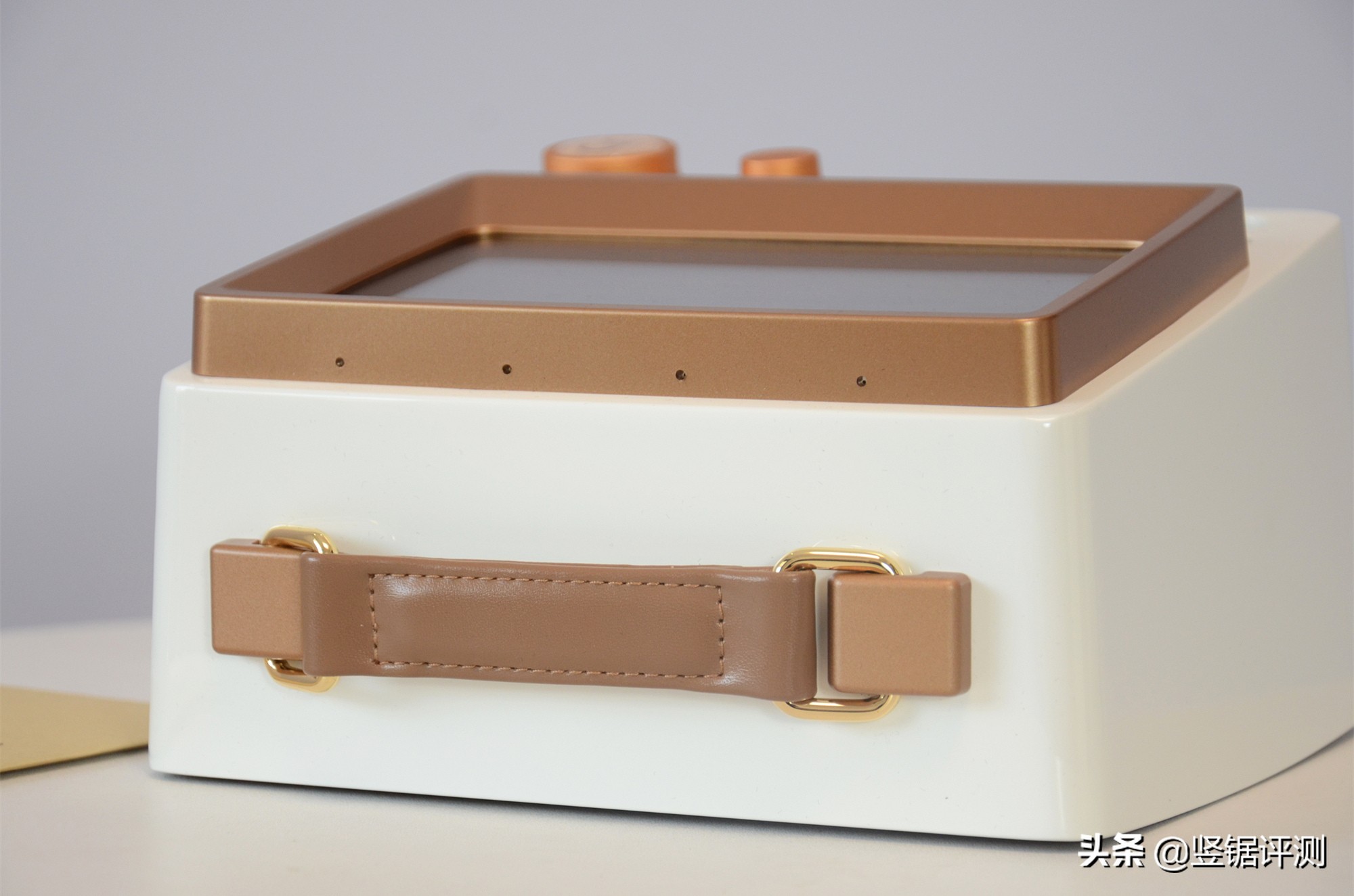 长虹电视用过华为海思的芯片吗,海思屏幕cpu