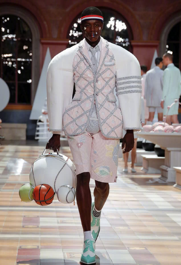 这种“护档裤”是认真的吗？重点太突出，哪个正经男人敢穿出门？