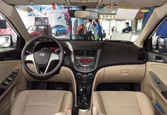 瑞纳和吉利缤瑞哪个好,瑞纳和缤瑞怎么选