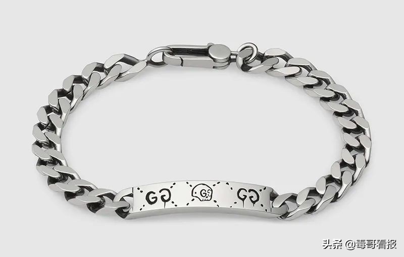 搞定这3类首饰，让你的穿搭脱颖而出