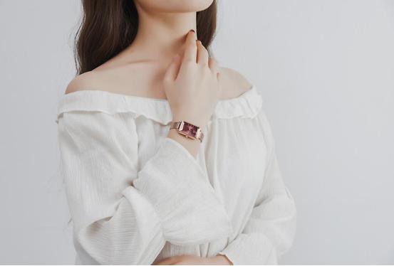 聚利时手表官方旗舰店直播,聚利时手表女款