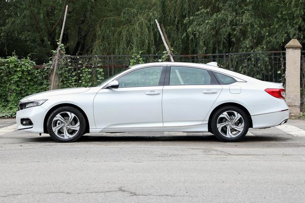 本田雅阁最新一代最大的缺点,全新本田雅阁值得购买吗