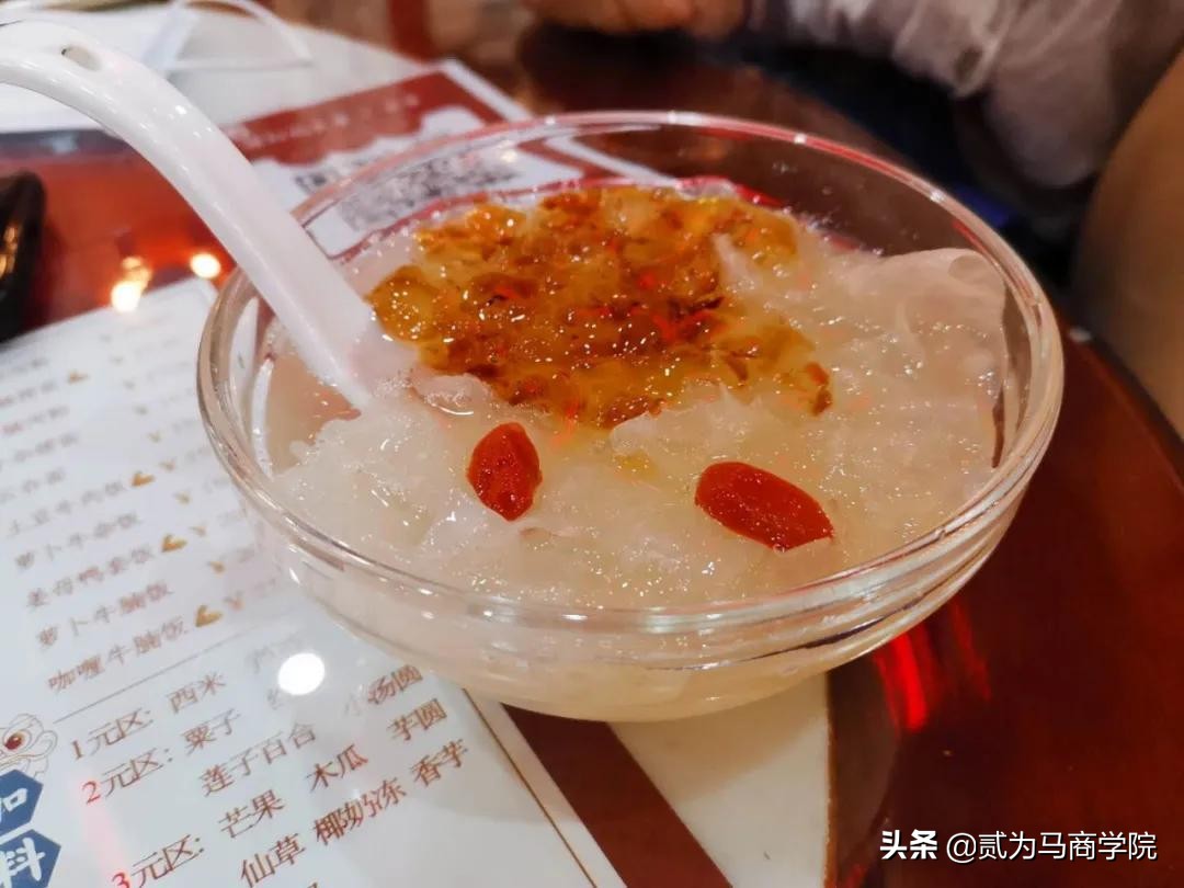 奶茶店的成本有多低,奶茶店的奶茶为什么卖那么贵