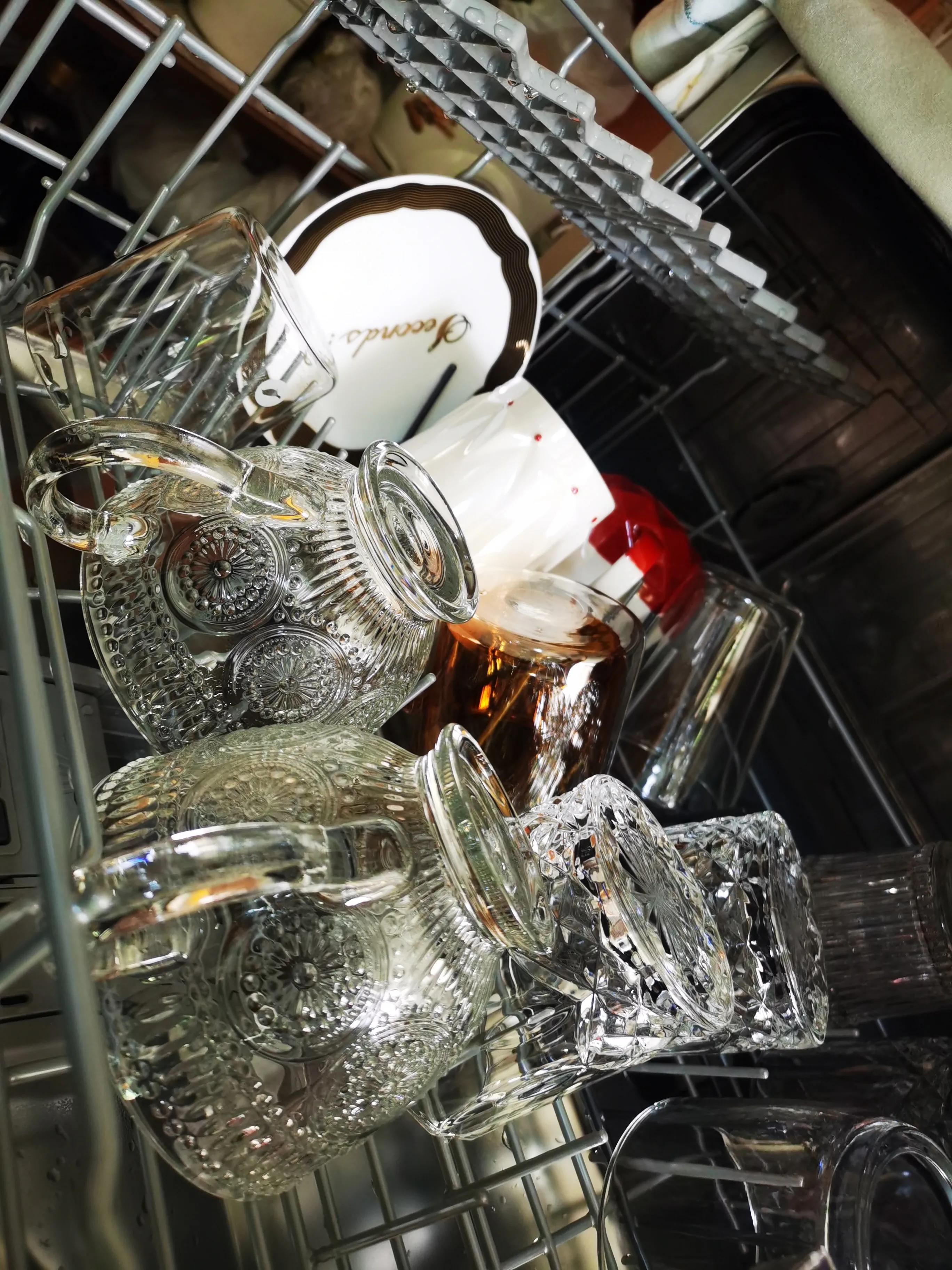 洗碗机能把磨砂杯洗成玻璃杯,能洗玻璃杯的洗碗机