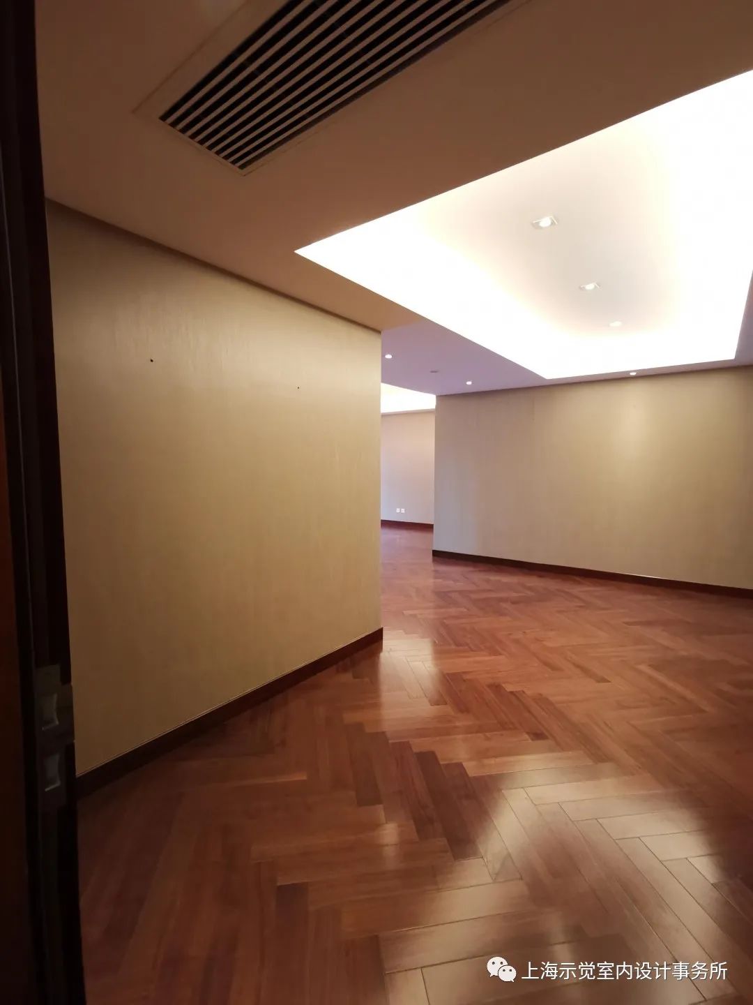 示觉设计|300㎡凯德茂名公馆，现代时尚与法式经典的融合