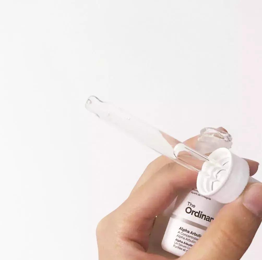 比较好用的美白精华,好用的美白精华温和而不刺激