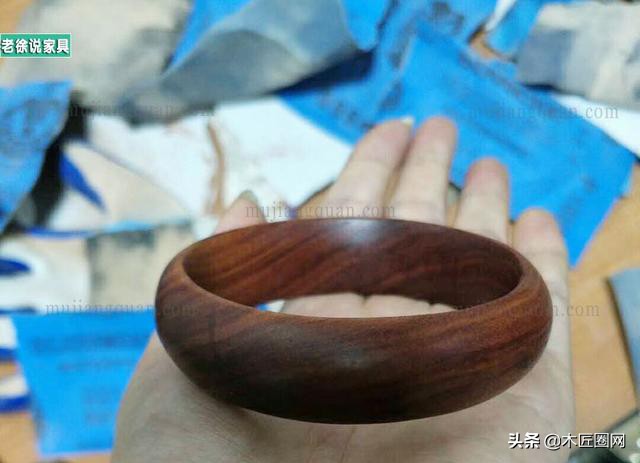 在校大学生开了个木工坊，偏爱使用手工工具，把做木作为最大快感