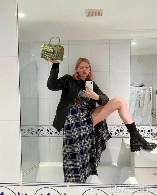 适合旅游拍照的包包推荐,旅行包怎么拍照好看