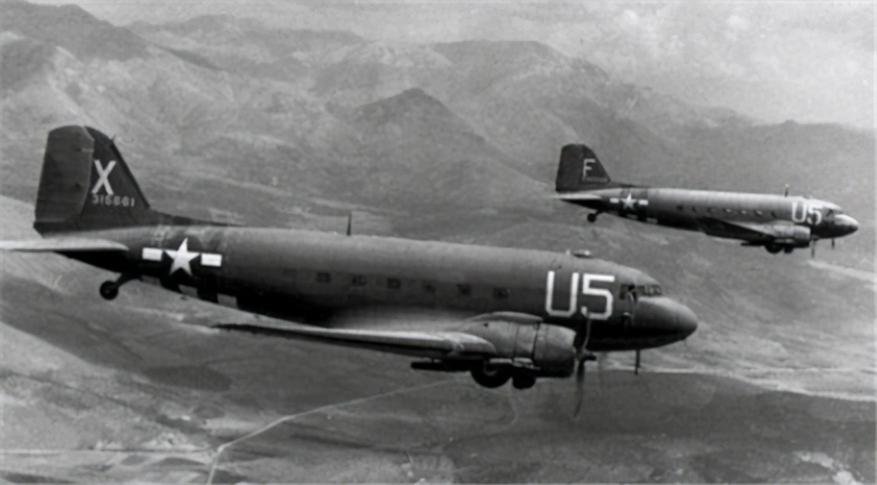 叶挺将军一家4人同时遇难，失事飞机上隐藏着怎样的秘密和阴谋？