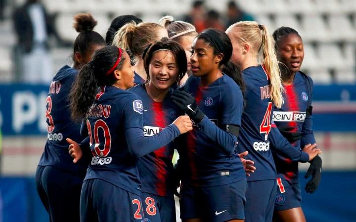 王霜受伤退赛发文,铿锵玫瑰倒下