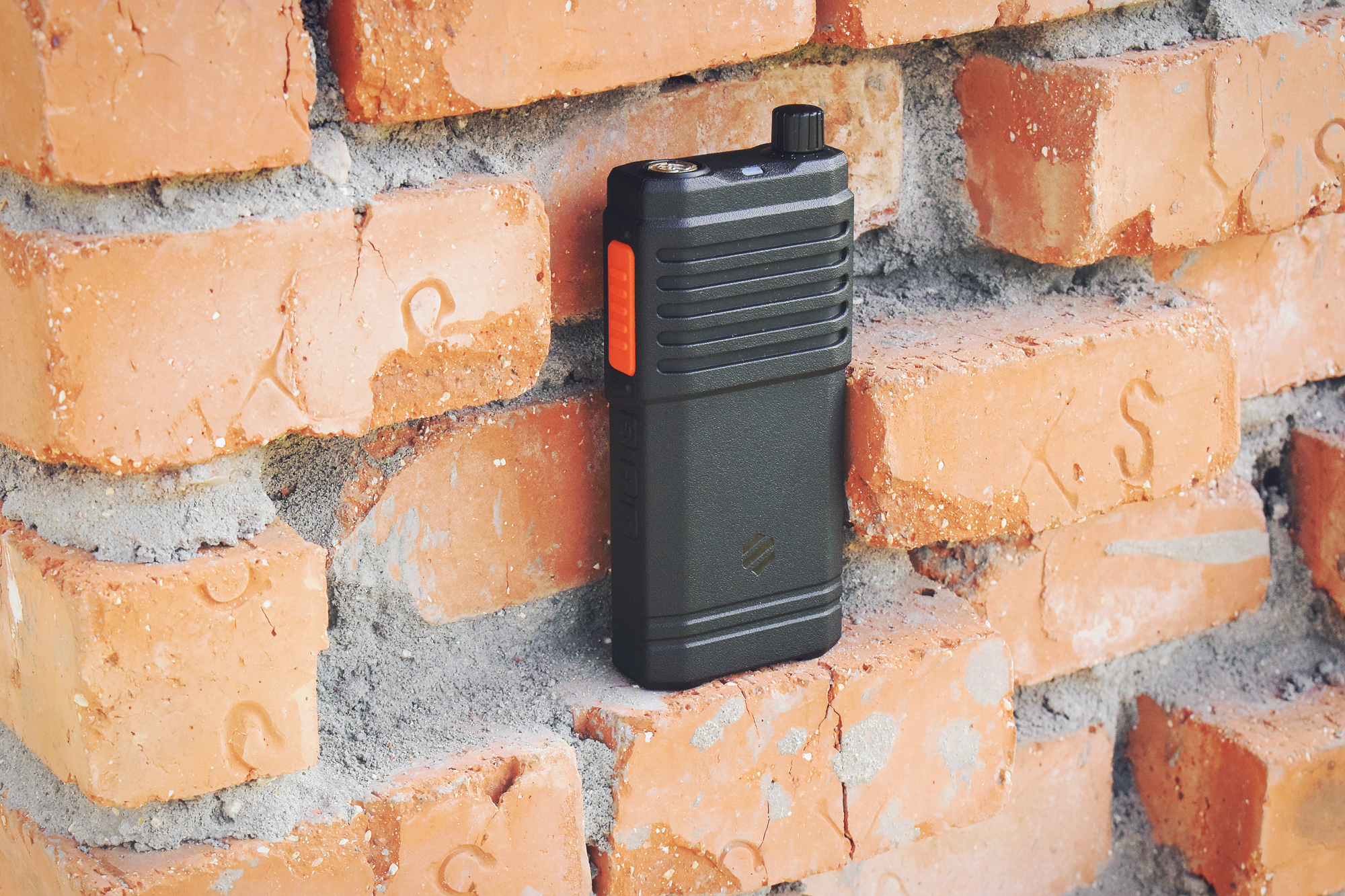 极蜂小语对讲机a208拆解,极蜂小语对讲机a208支持v频段吗