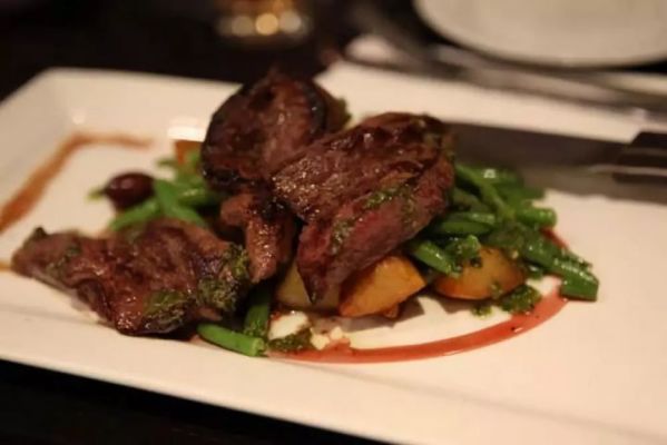 澳洲都有什么美食,你吃过袋鼠肉吗?