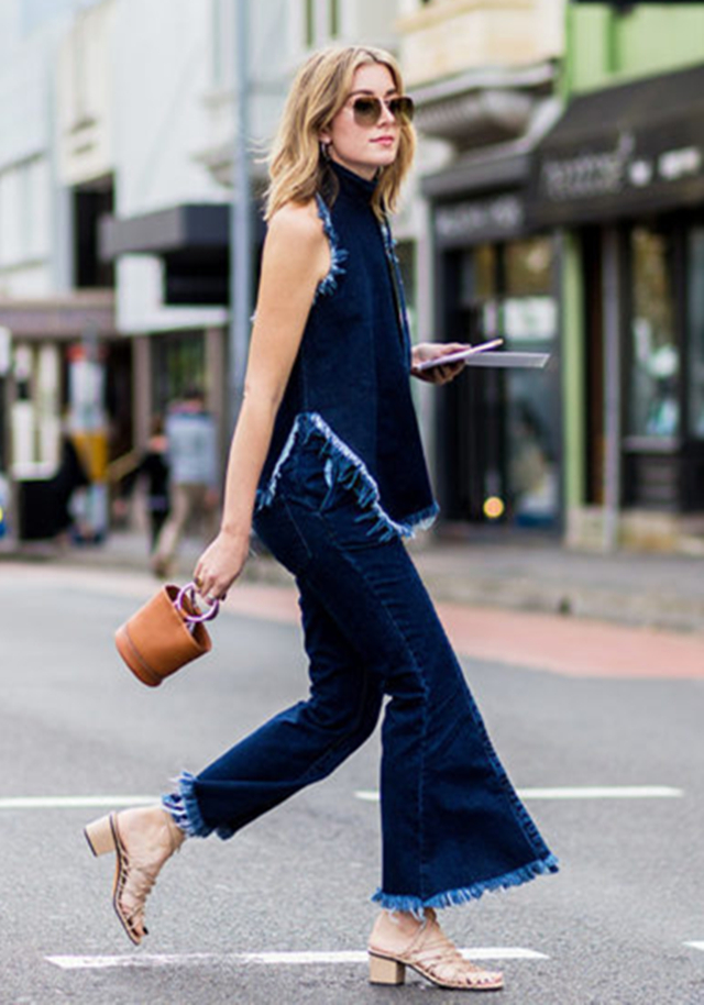 流苏最火爆款洋气女款,最近流行流苏的丝绒上衣