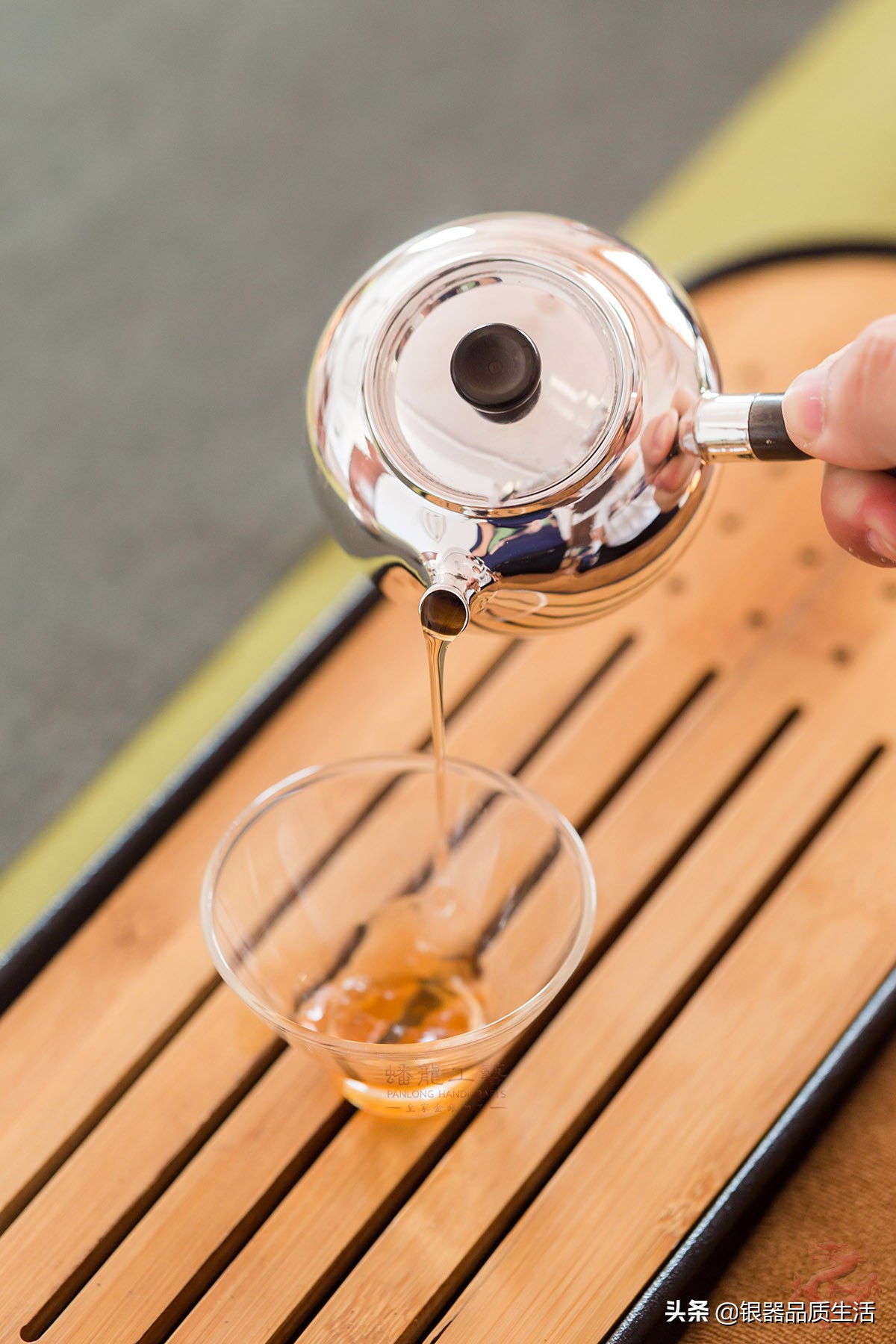 银茶壶泡什么茶叶好,银泡茶壶的优缺点