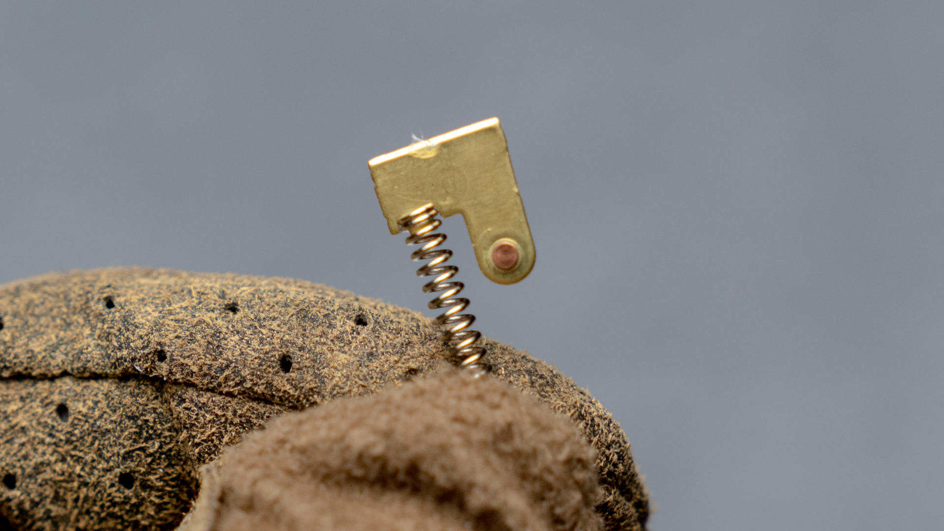 装修开关插座选择哪个品牌好,开关插座公认的哪个好