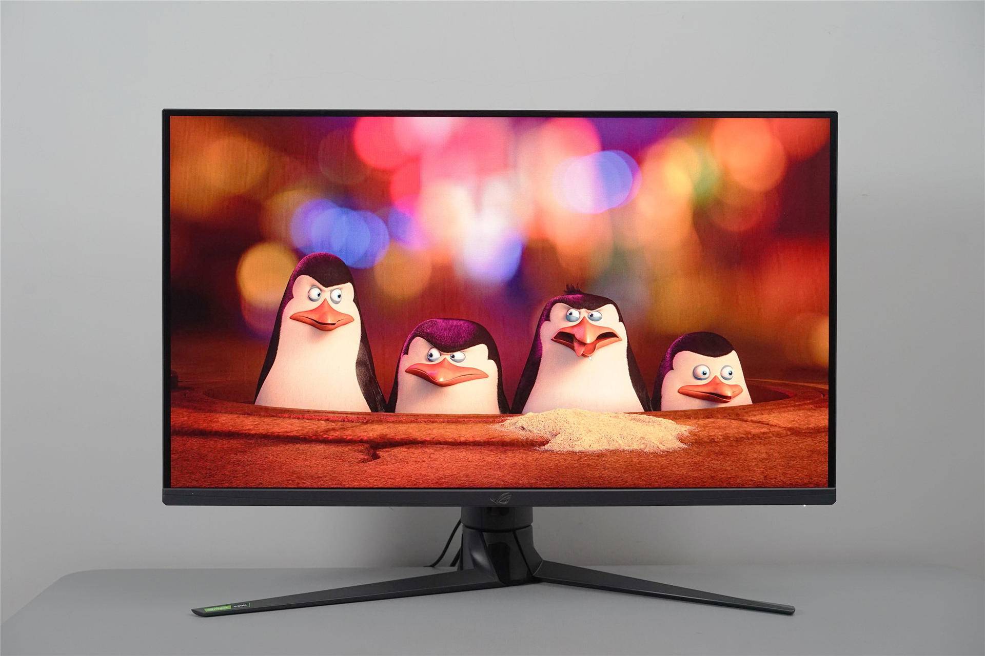 比传统IPS面板快四倍：ROG玩家国度PG329Q显示器体验