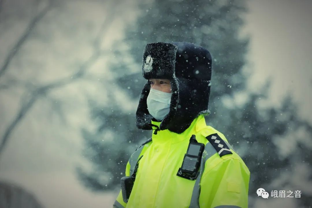 写给康安医院里那些拒绝吃盒饭的同胞