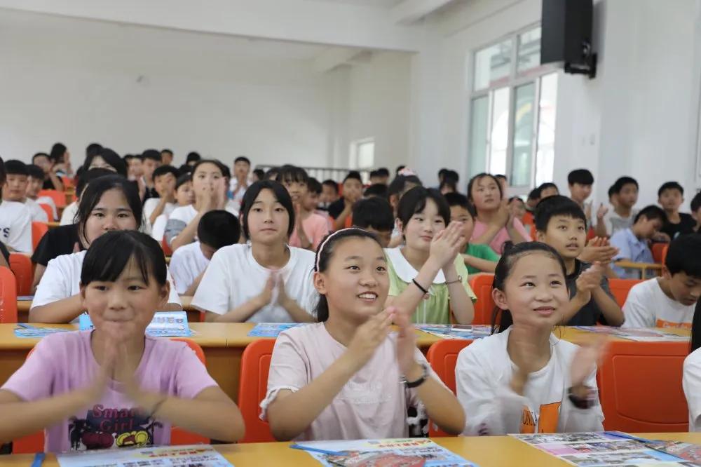 这所学校怎么样用英语怎么说,这所学校怎么样英文