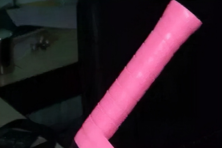 羽毛球吸汗带,怎么缠羽毛球手胶