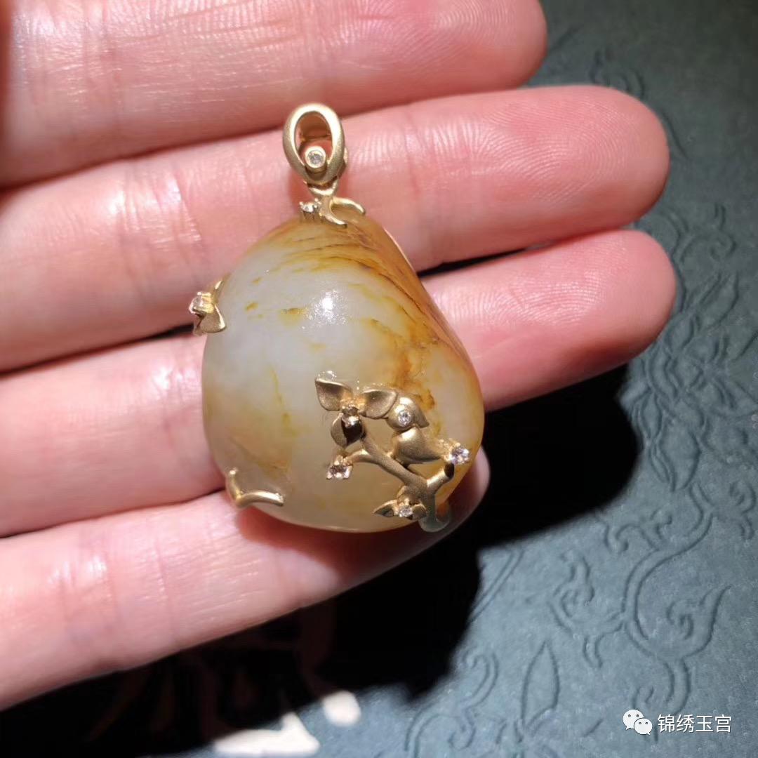 和田玉籽料裂纹颜色变深还是变淡,和田玉有裂纹怎么修复