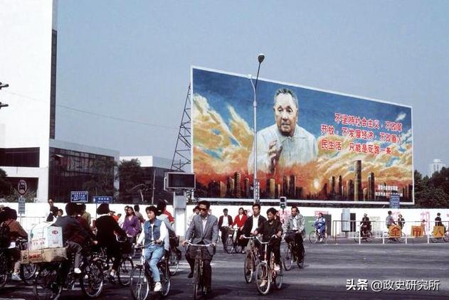 任正非谈中国企业的崛起,任正非从中年大叔到商业教父