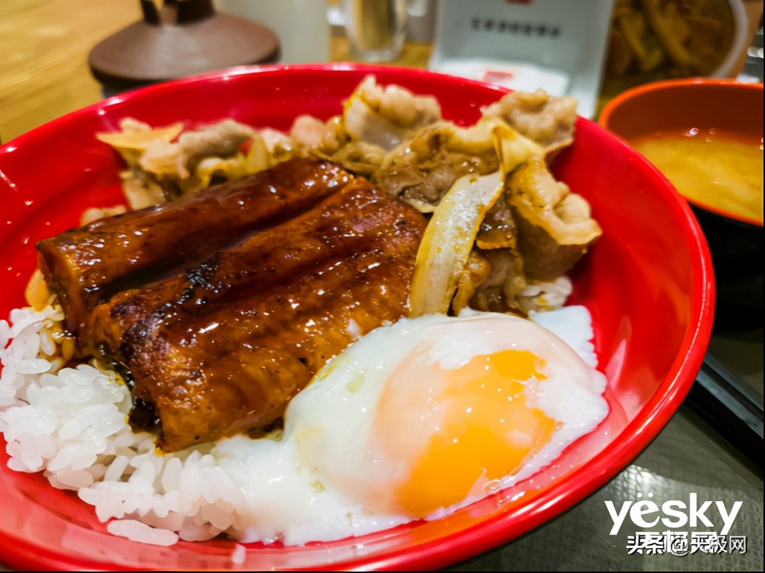 索尼xperia1ii手机评测视频,大师巅峰之作