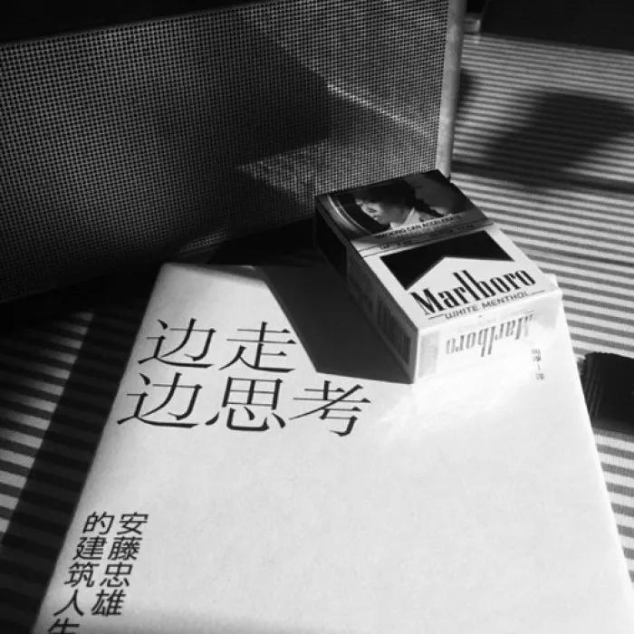 暗黑系朋友圈背景图高级质感,高冷背景图女生暗黑系