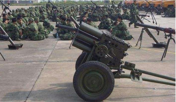 中国107火箭炮威力,中国远程火箭炮和其它火箭炮