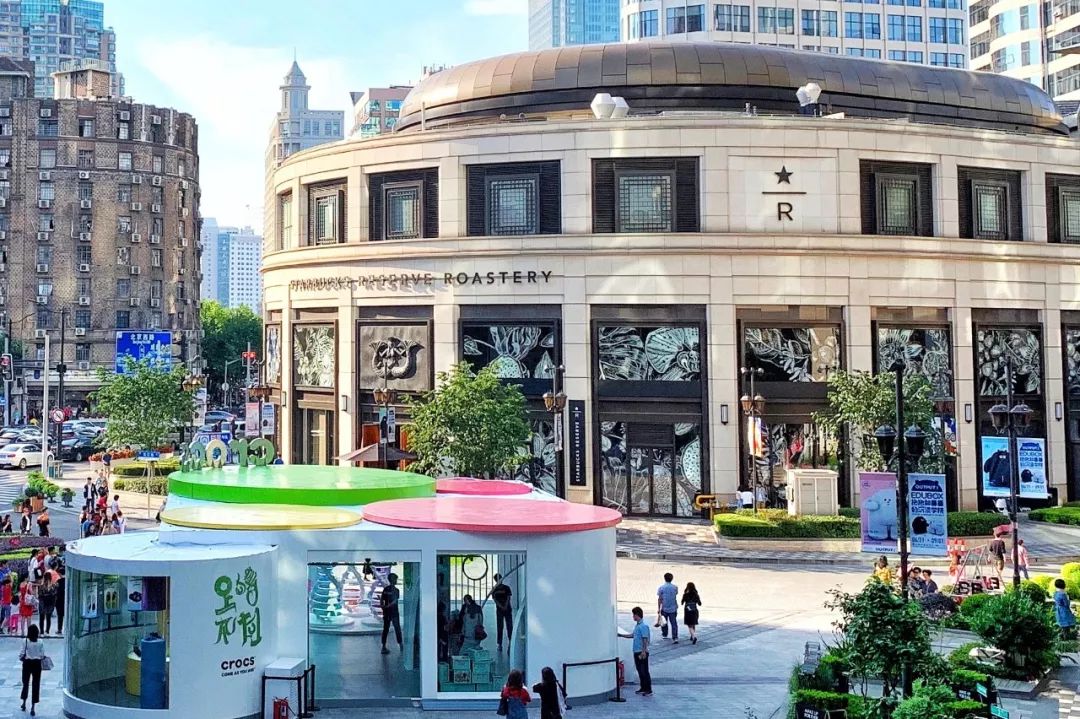 淮海路和南京西路哪个繁华,南京西路vs陆家嘴