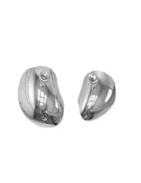 珍珠耳钉优雅永不过时,经典大方的耳钉