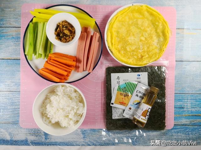 米饭做寿司的简单教程,用米饭做寿司教程家常