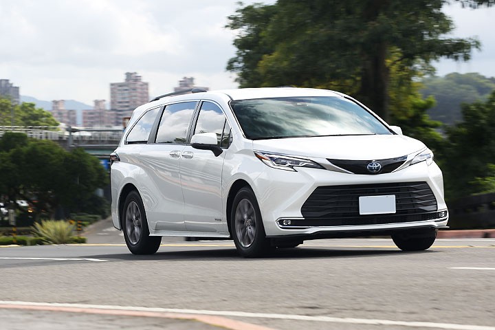 丰田塞纳2023款购买忠告,新款塞纳车主真实感受