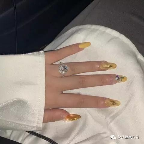 她这一辈子的感情就要过完了，结果我还单身着呢