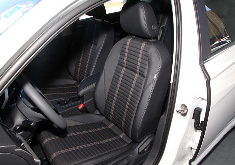 朗逸手动舒适和风尚有什么区别,21款朗逸plus风尚版对比舒适版