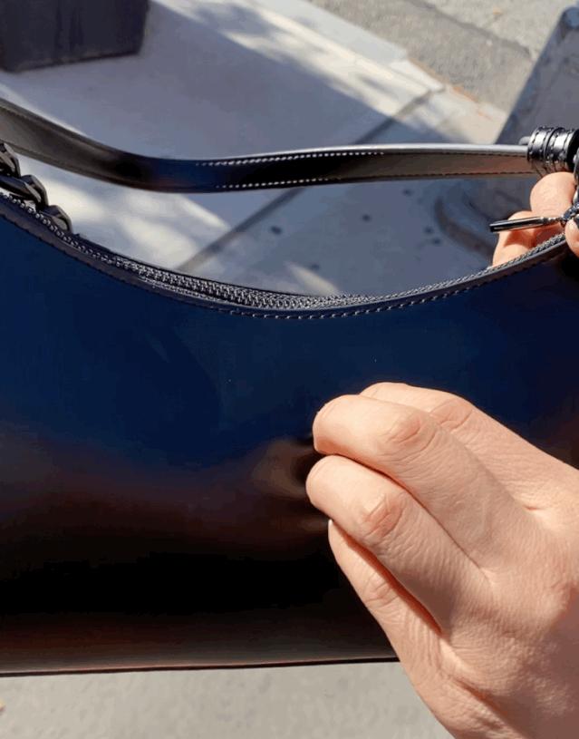 一个包能当两个包用,一个包就可以买的商务车