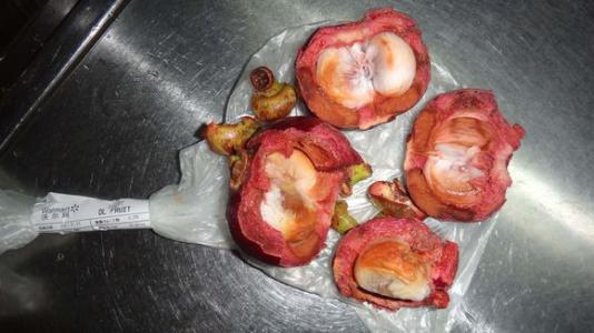 山竹表面有黄浆怎么处理,山竹剥开果肉发粘是坏了吗