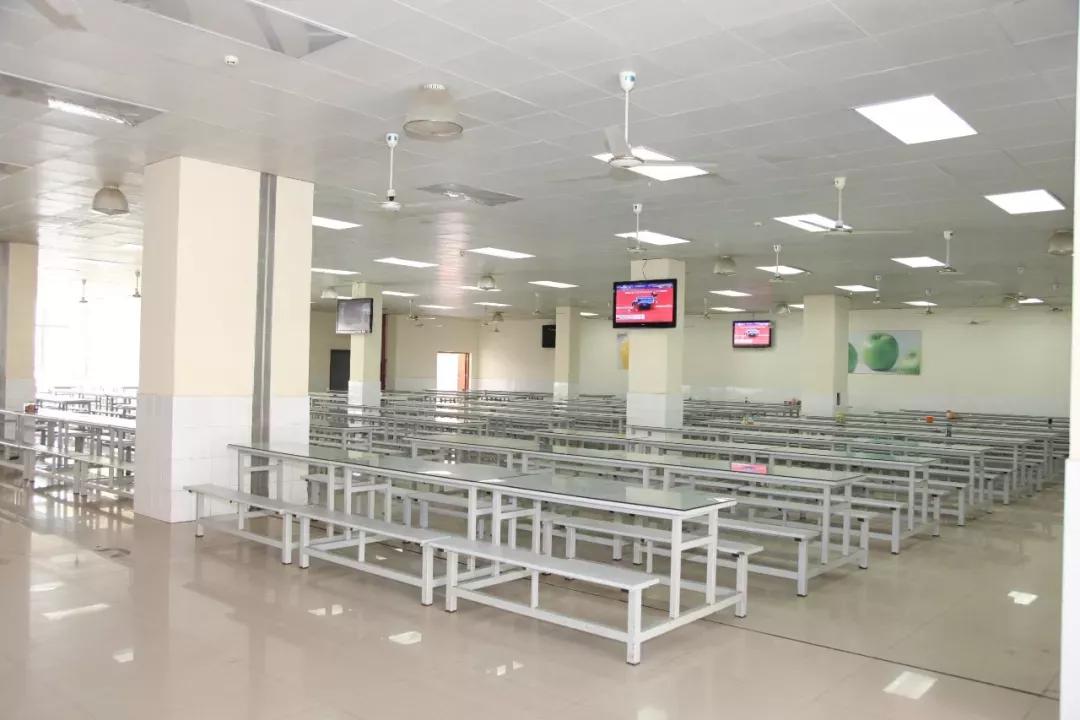 江苏省五星级高中(四)江苏省锡山高级中学