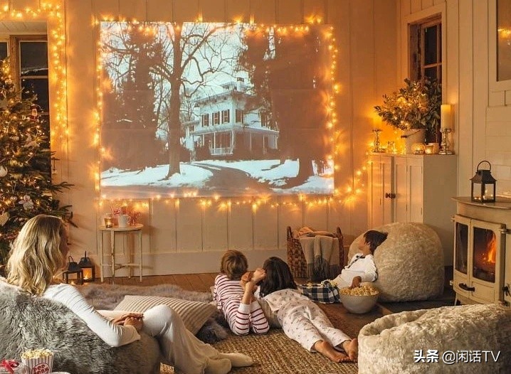 爱普生9400树脂镜头,爱普生和索尼的768分辨率投影仪