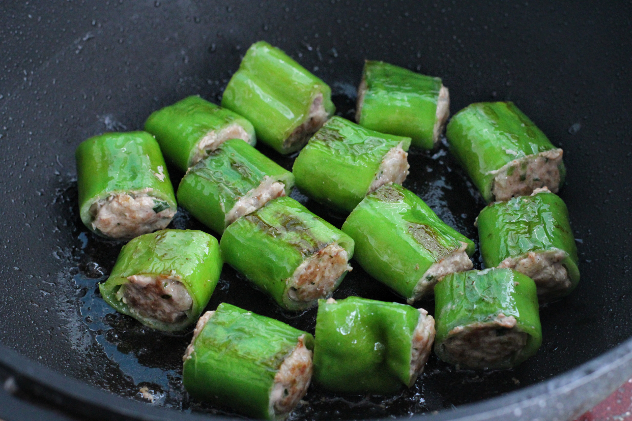 小孩也能吃的辣椒做法,辣椒太辣了吃不完怎么处理