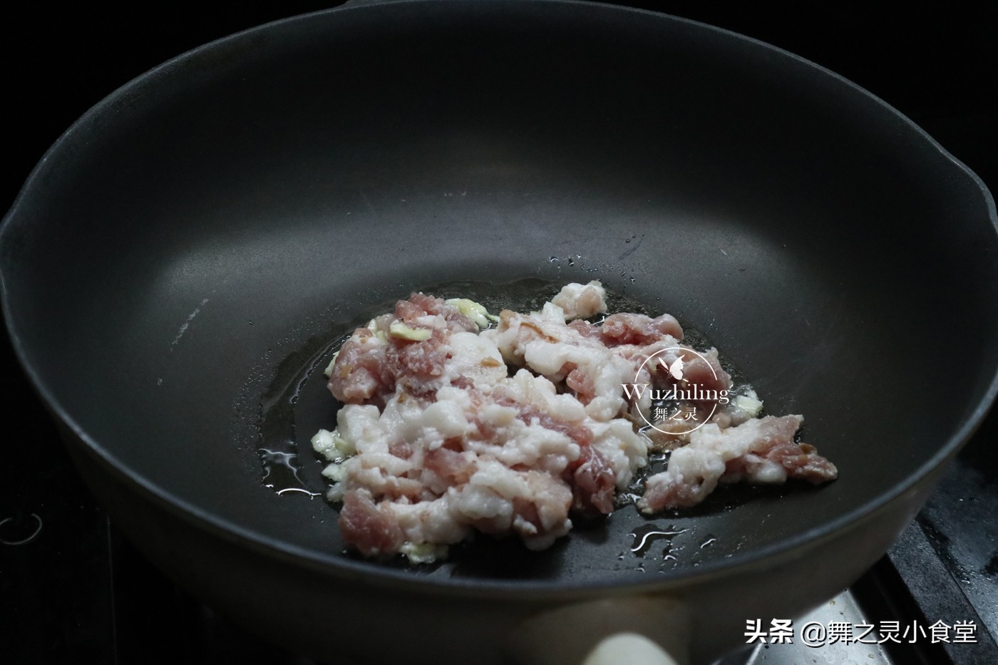 教你在家做青团软糯细腻又好吃,奶奶的青团完整版的