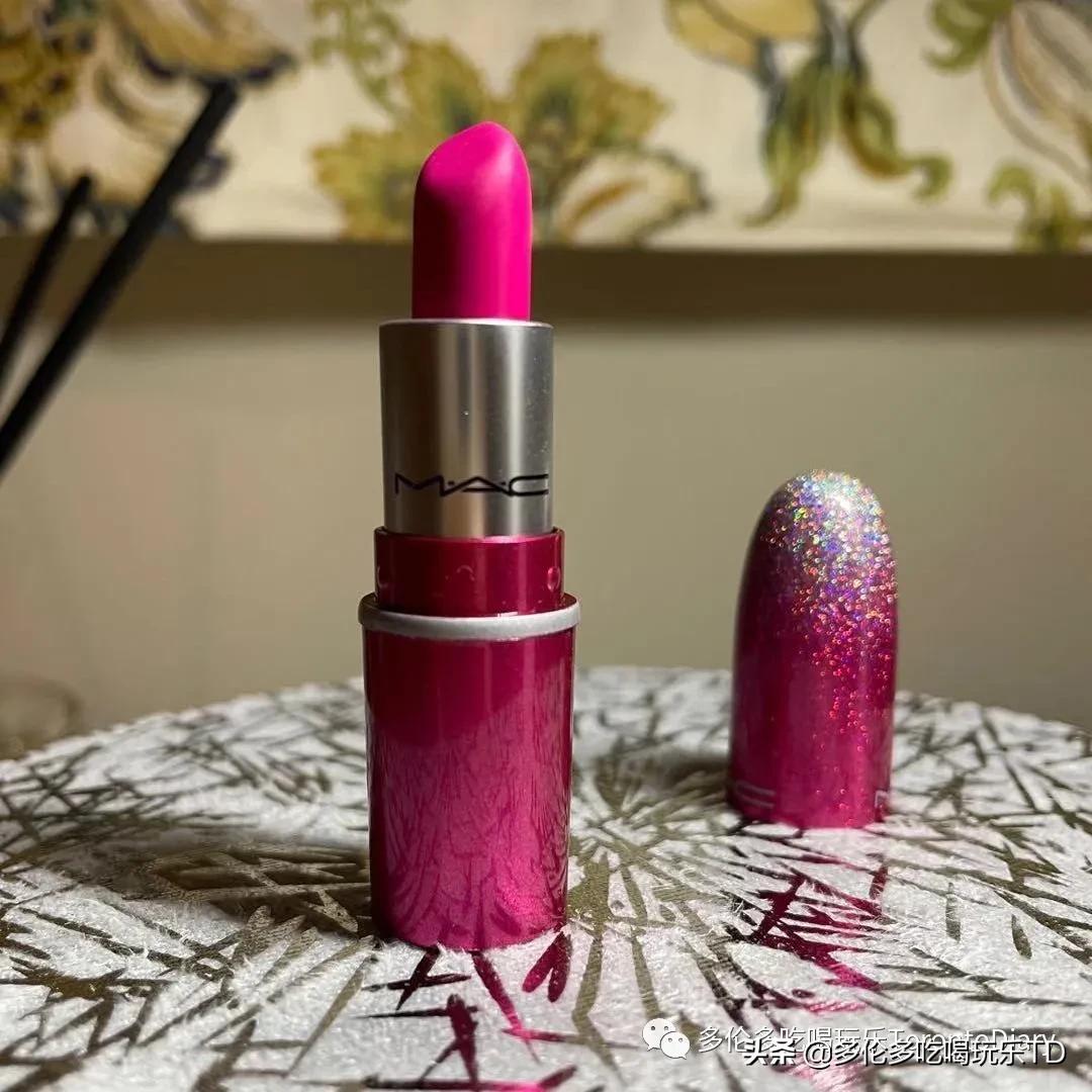 mac圣诞限定新年限量口红礼盒套装,mac圣诞礼盒