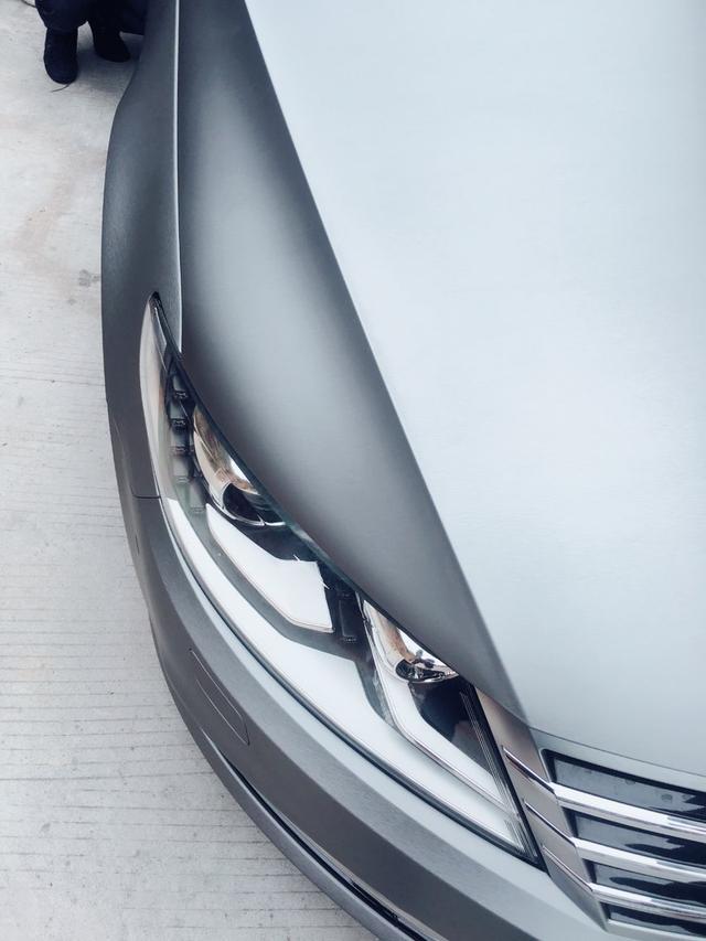 大众cc车身改色贴膜案例图,老款cc改银灰