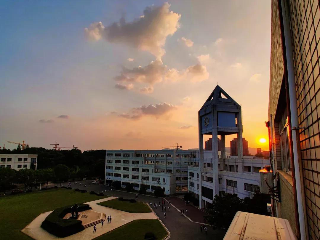 涓滃崡澶у鎴愯搐瀛﹂櫌,涓滃崡澶у鎴愯搐瀛﹂櫌鐧剧