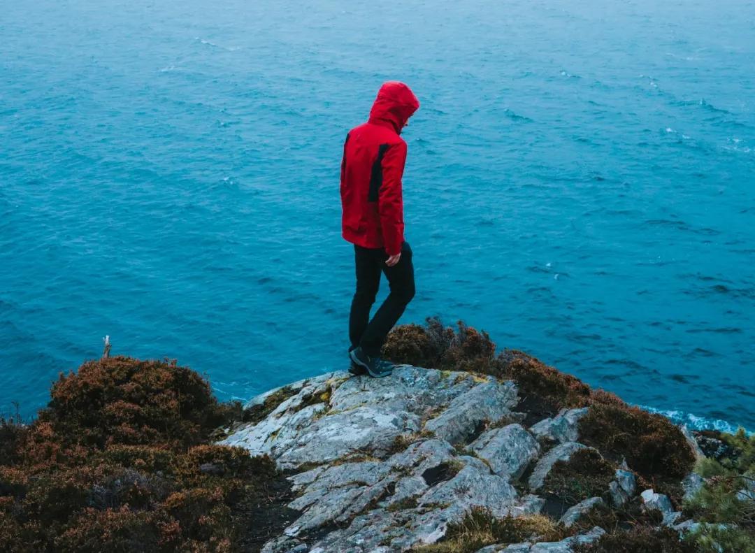 家居大佬红星美凯龙困境求生，接连甩卖子公司，学万达却多处烂尾