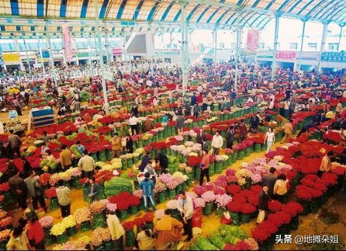 摆地摊上集市卖东西能挣钱吗,集市摆地摊做点什么合适